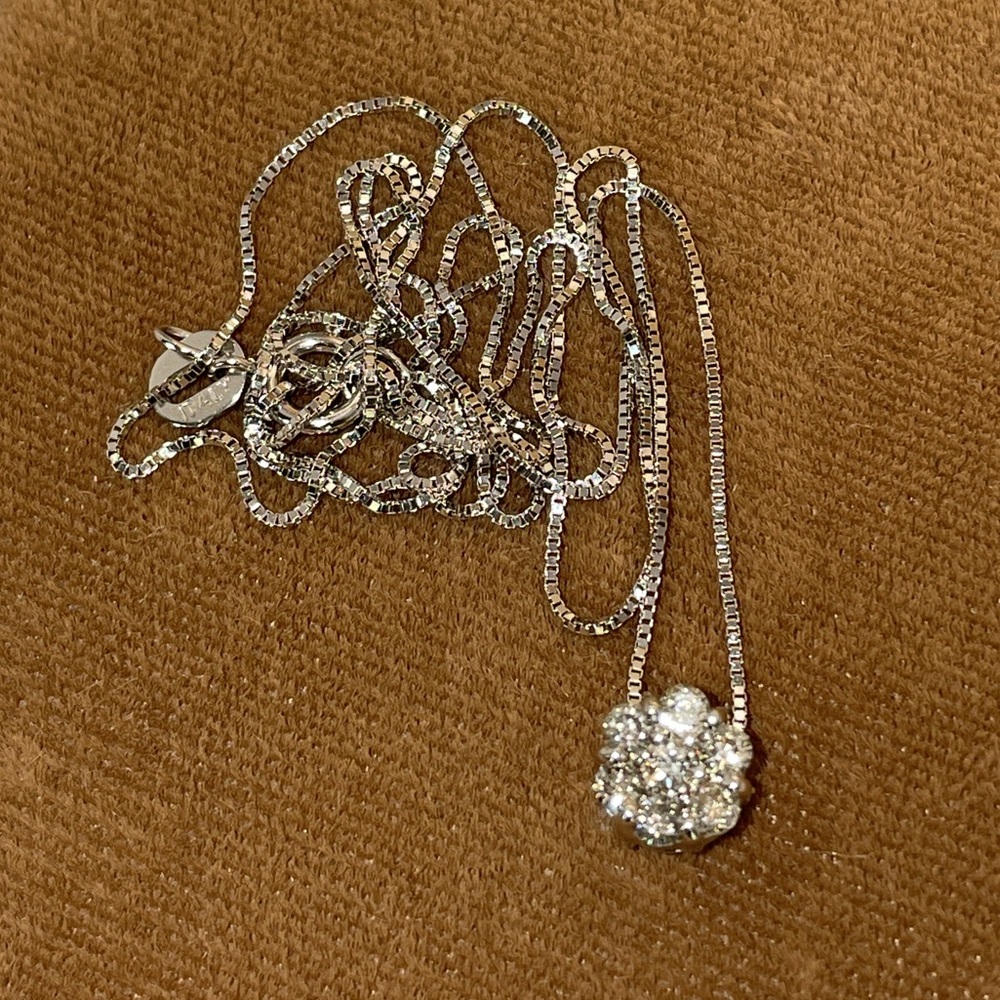 Solid 14K White Gold Natural Diamond Flower Cluster Floral Pendant Necklace